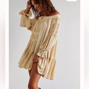 Boat Neck Long Sleeve Ruffled Flowy Swing Short Dress by Oli & Hali NWOT